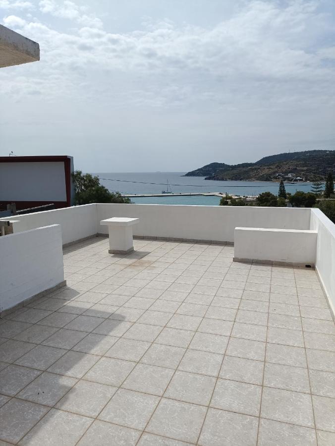 Meltemi Apartments Agia Marina  外观 照片