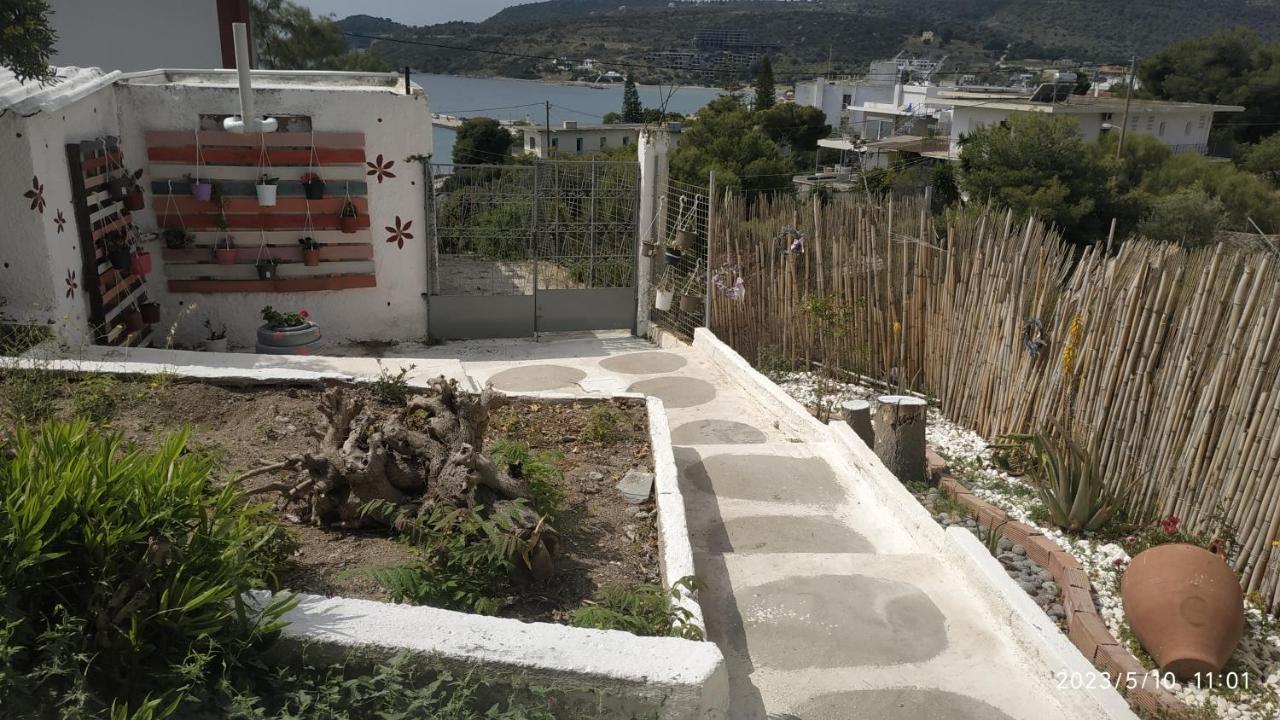 Meltemi Apartments Agia Marina  外观 照片